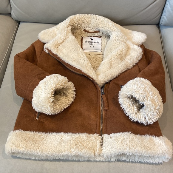 Abercrombie jacket kids unisex size 7/8 ! - Picture 6 of 9